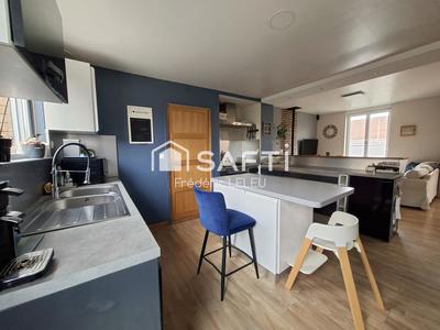 Maison - 84 m² - 4 pièces