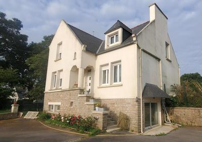 Maison - 180 m² - 4 pièces