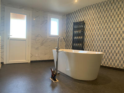 Maison - 171 m² - 7 pièces