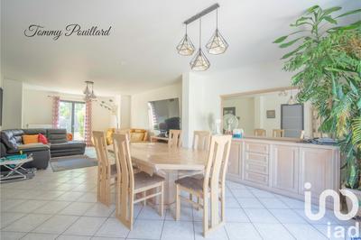 Maison - 155 m² - 8 pièces