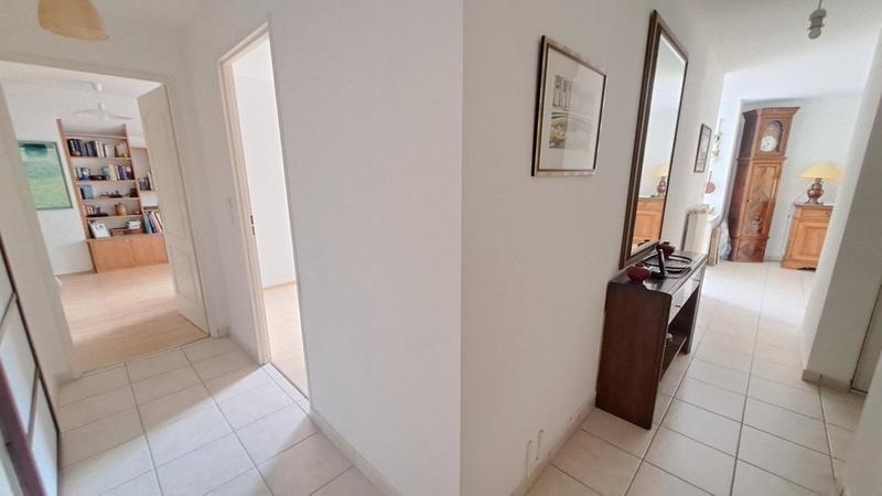 Appartement - 84 m² - 3 pièces