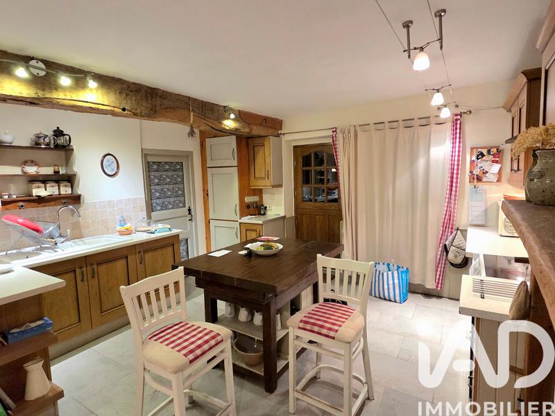 Maison - 96 m² - 5 pièces