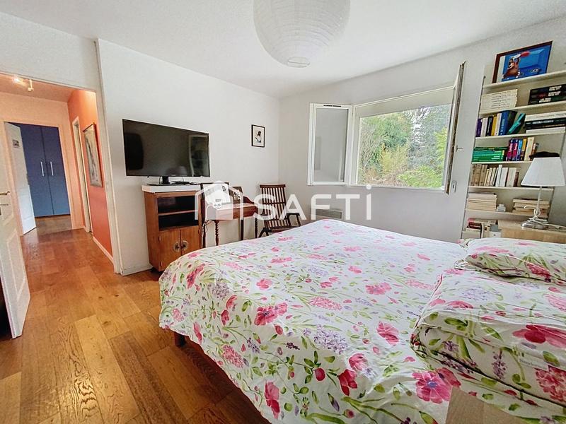 Maison - 135 m² - 6 pièces