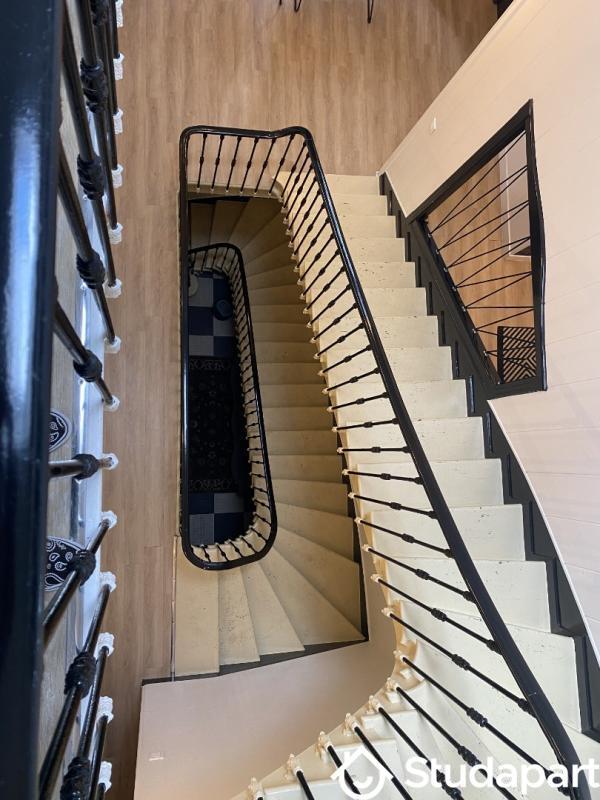 Chambre - 17 m² - 1 pièce