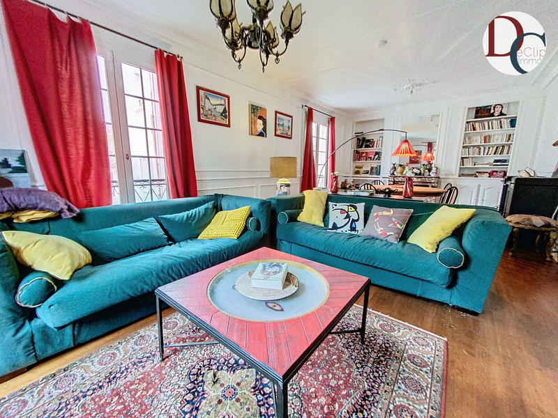 Maison - 185 m² - 9 pièces