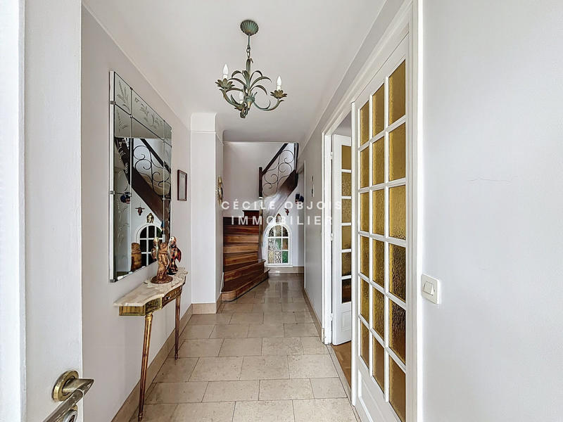 Maison - 135 m² - 6 pièces