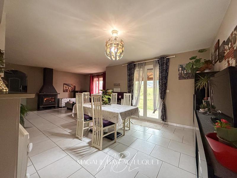 Maison - 101 m² - 4 pièces