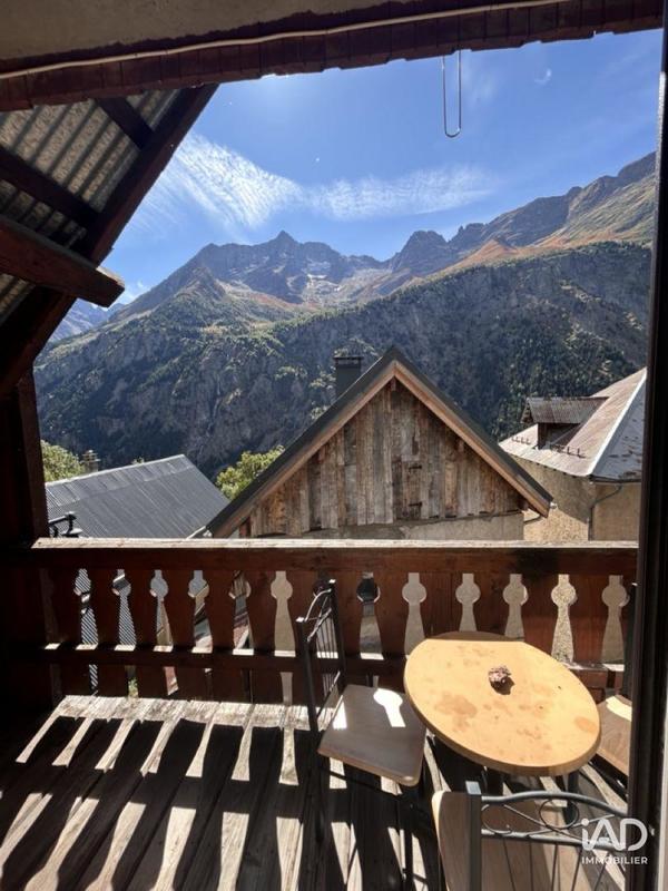 Local commercial - 251 m²