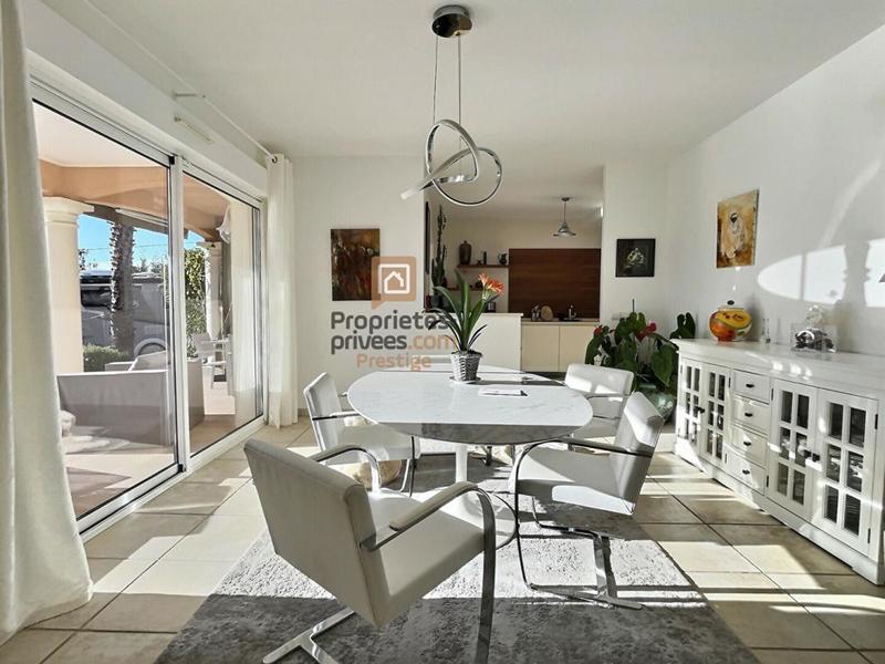 Villa - 185 m² - 7 pièces