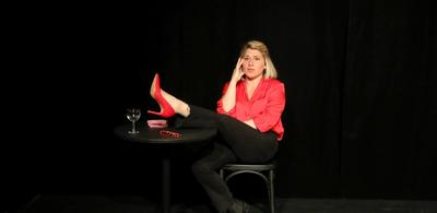 Spectacle : Craquage - Marion Mezadorian