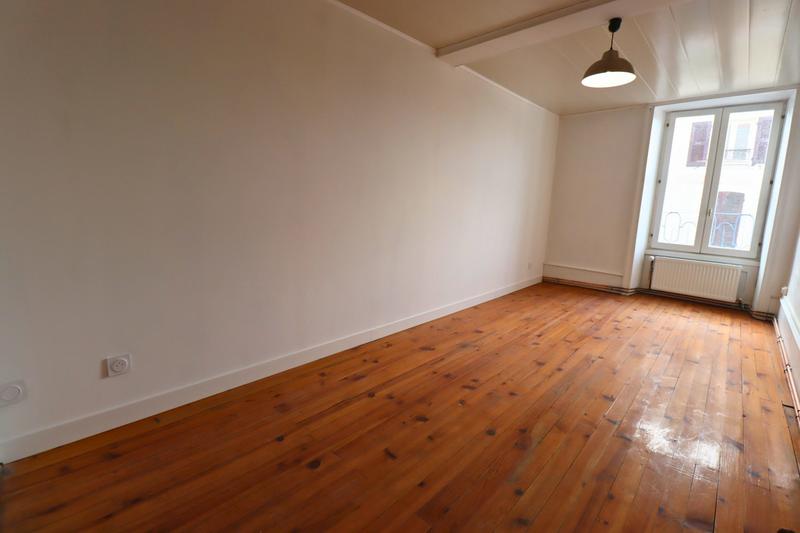 Appartement - 98 m² - 4 pièces