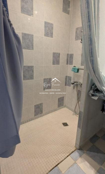 Maison - 91 m² - 5 pièces