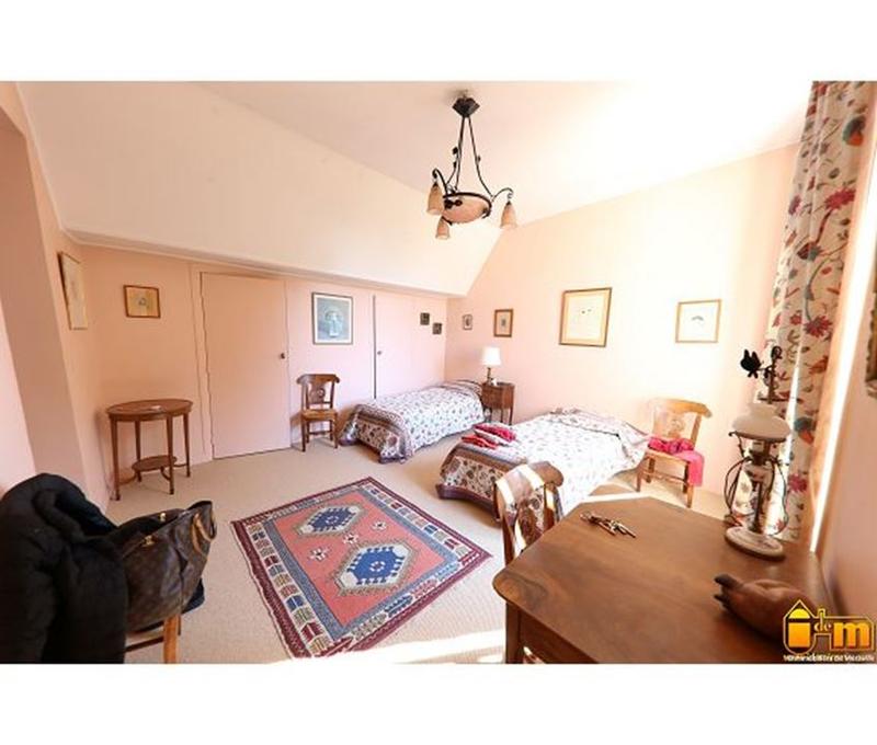 Propriété - 167 m² - 6 pièces