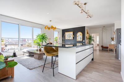 Appartement - 94 m² - 5 pièces