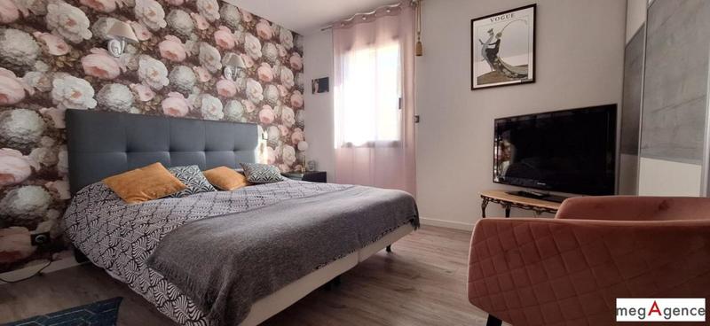 Maison - 145 m² - 7 pièces