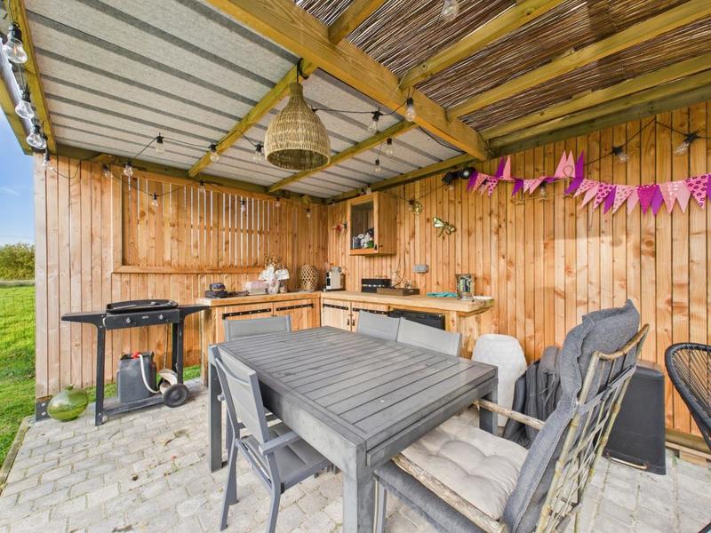 Maison - 215 m² - 7 pièces