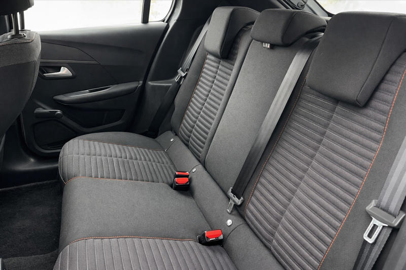 Peugeot 208 1.2 PureTech 100 Eat8 Active Business - Automatique