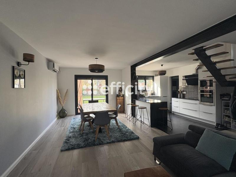 Pavillon - 101 m² - 5 pièces