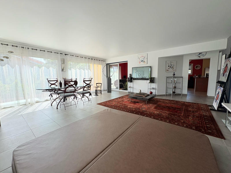 Villa - 172 m² - 4 pièces