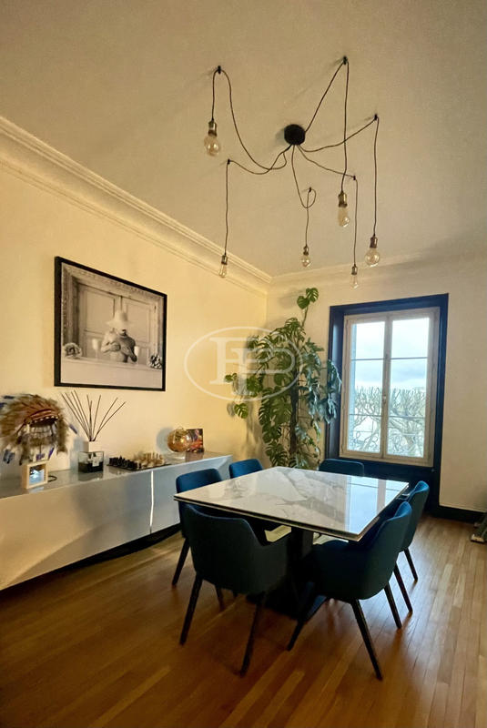 Appartement - 130 m² - 4 pièces