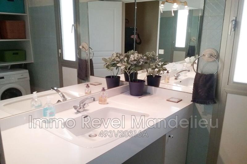 Appartement - 122 m² - 5 pièces