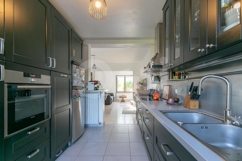 Maison - 92 m² - 4 pièces