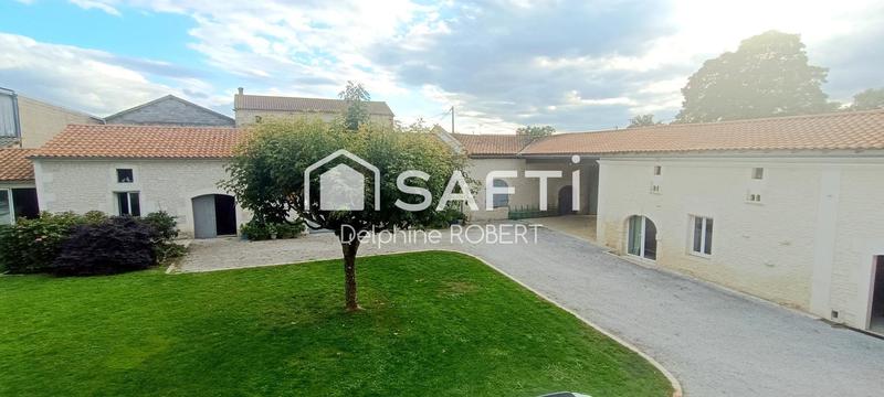 Maison - 275 m² - 8 pièces