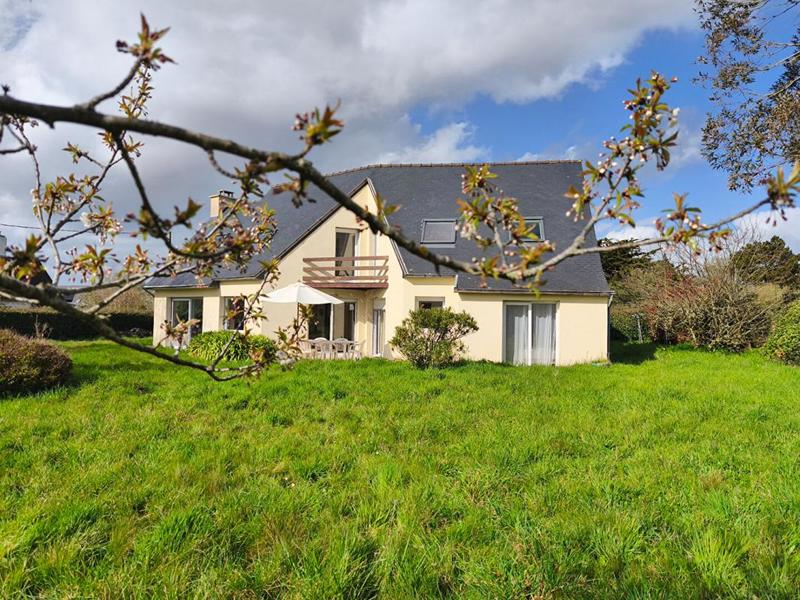 Maison - 197 m² - 9 pièces