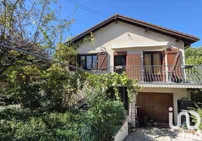 Maison - 123 m² - 5 pièces