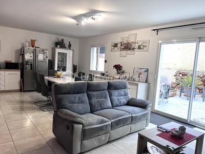 Maison - 85 m² - 5 pièces