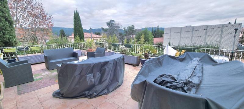 Appartement - 114 m² - 4 pièces