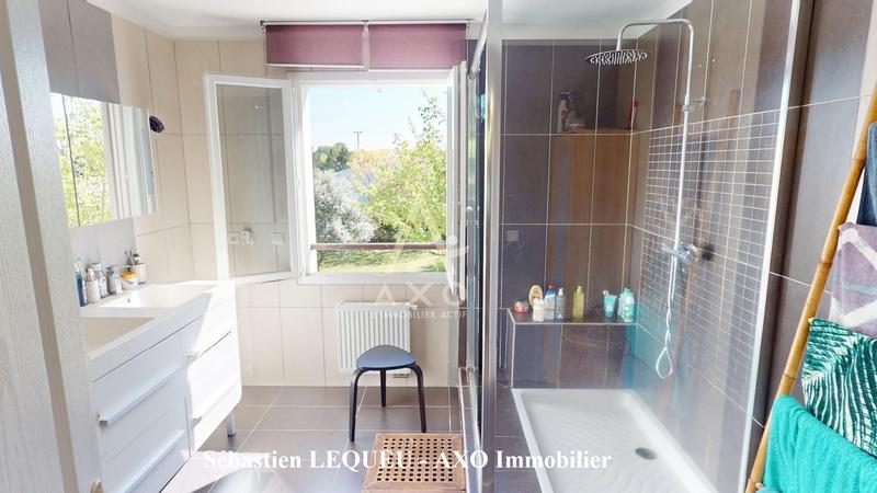 Maison contemporaine - 177 m² - 6 pièces