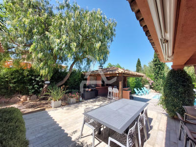 Villa - 135 m² - 6 pièces