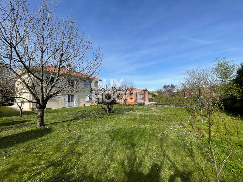 Maison - 100 m² - 4 pièces