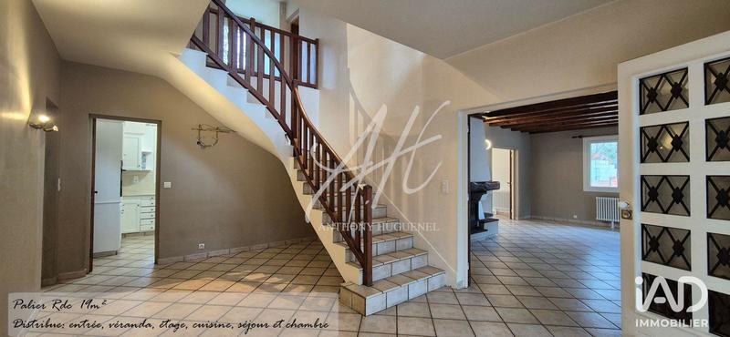 Maison - 256 m² - 6 pièces