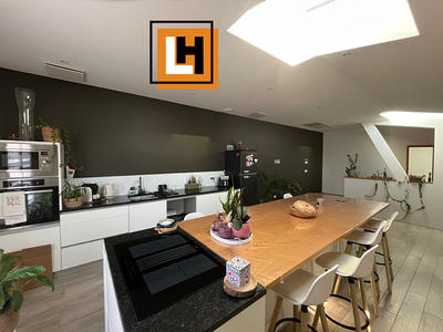 Maison - 139 m² - 7 pièces