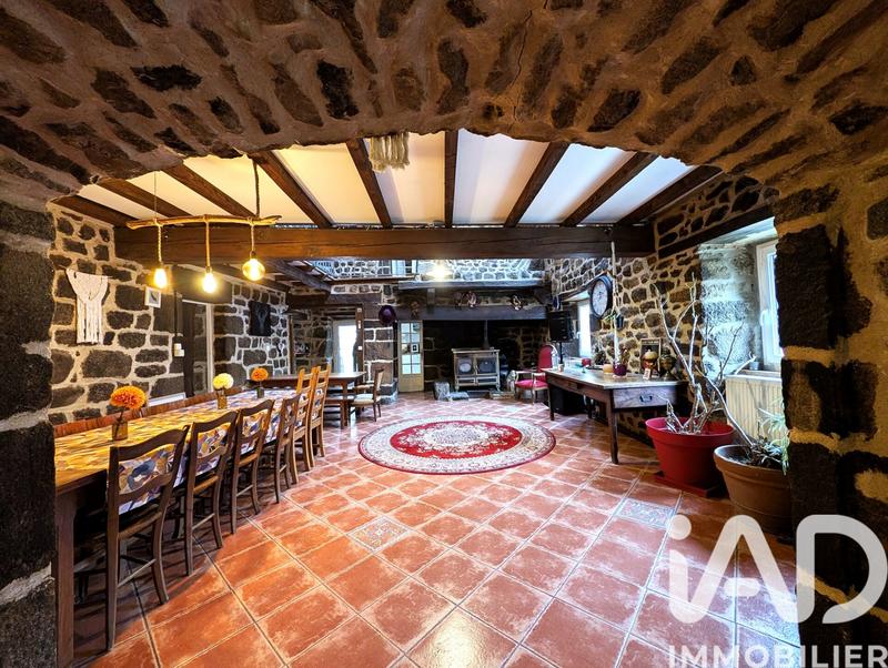 Maison de campagne - 220 m² - 9 pièces