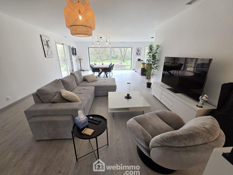 Maison - 136 m² - 4 pièces