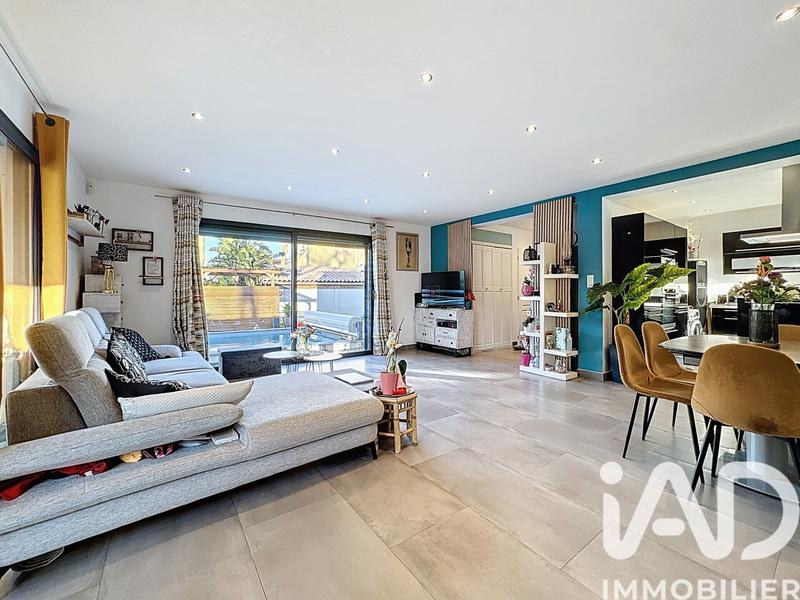 Maison - 100 m² - 4 pièces