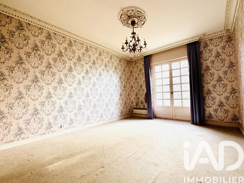 Maison - 480 m² - 12 pièces