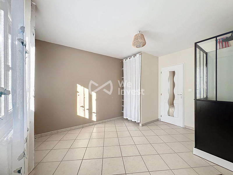 Maison - 161 m² - 7 pièces