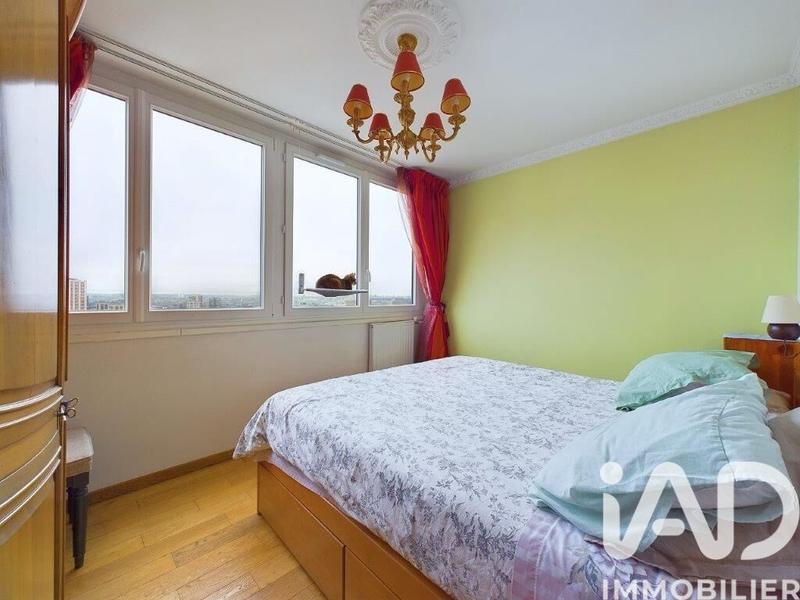 Appartement - 97 m² - 5 pièces