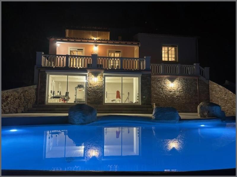 Maison - 165 m² - 6 pièces