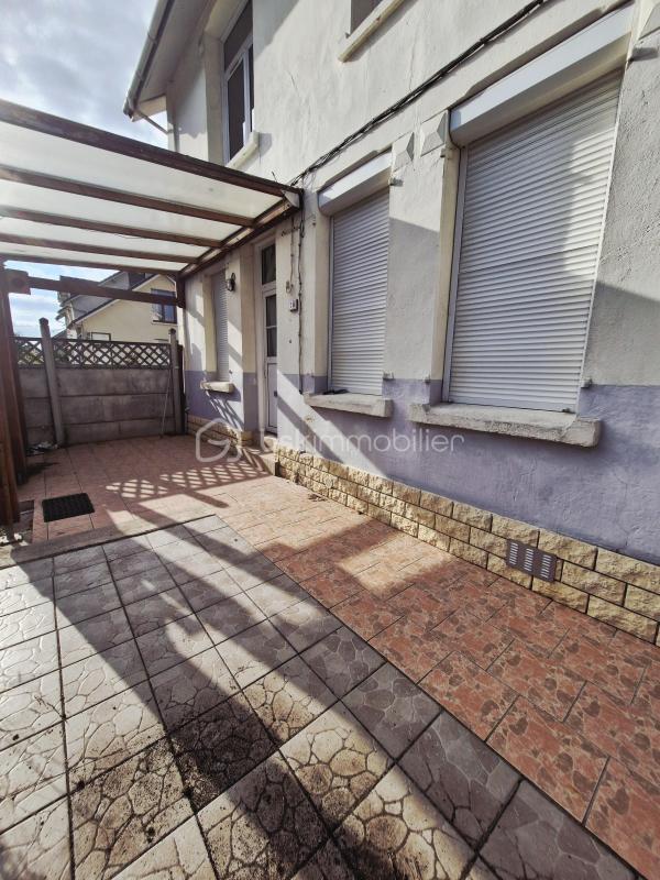 Maison de ville - 76 m² - 4 pièces