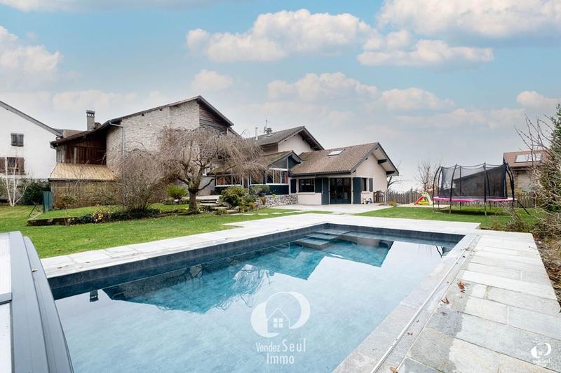 Maison de village - 185 m² - 8 pièces