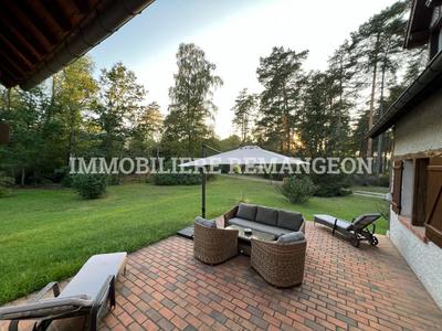 Demeure - 161 m² - 5 pièces