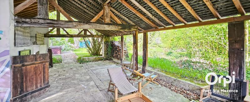 Maison - 323 m² - 6 pièces