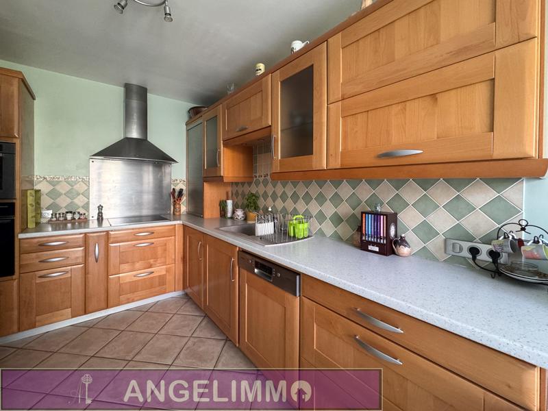 Maison - 178 m² - 7 pièces