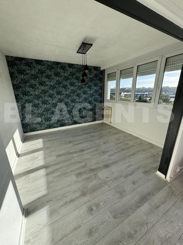 Appartement - 72 m² - 4 pièces