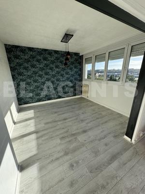 Appartement - 72 m² - 4 pièces